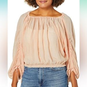 Joie elazara lightweight top size Medium